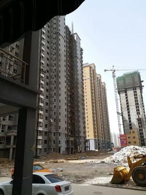 太原丁香園小區(qū)10年難交房,斷水?dāng)嚯娛菫楹?